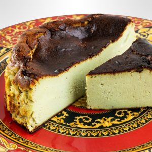 BASQUE-CHEESECAKE-PISTACHIO